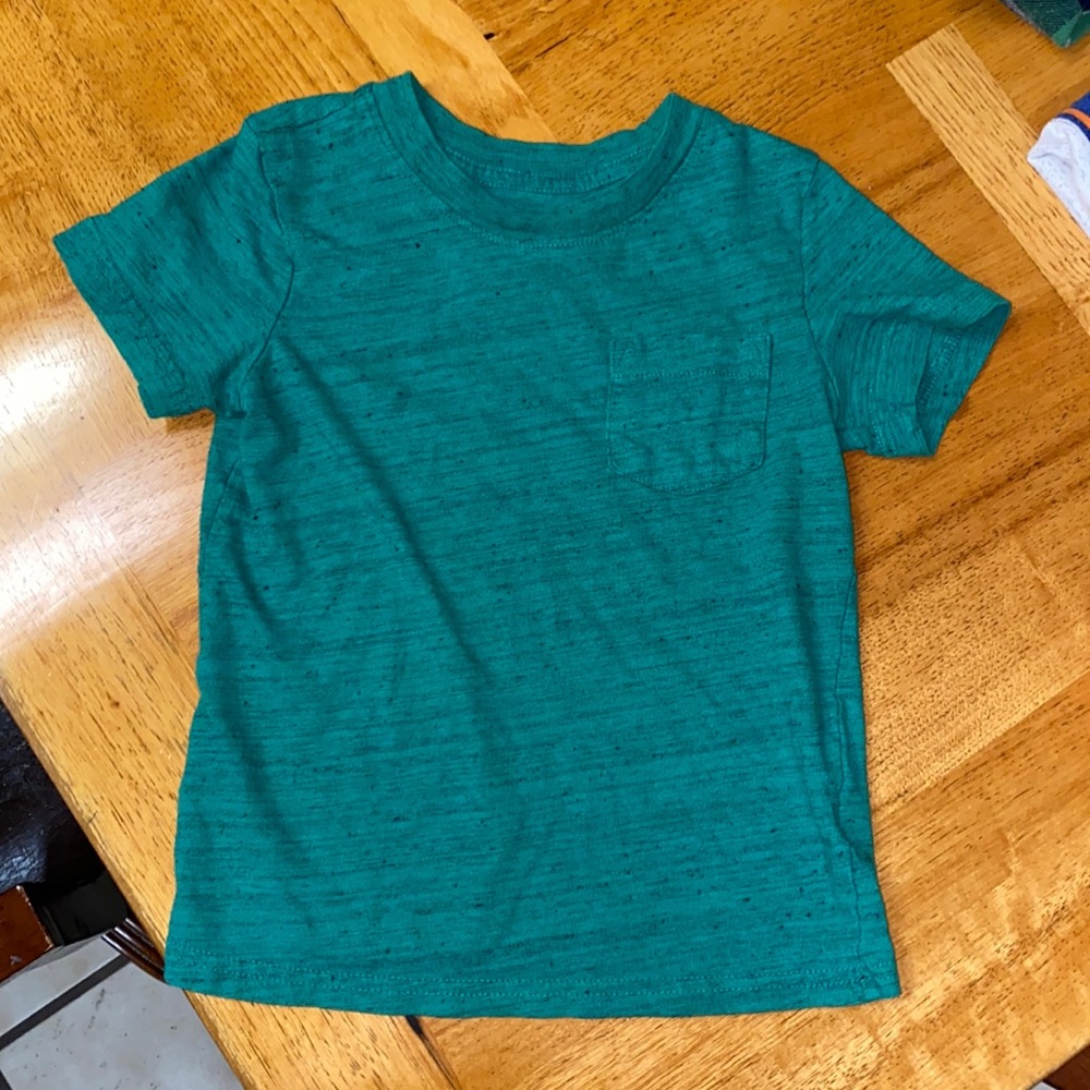 🎈4 for $20 Cat & Jack t-shirt